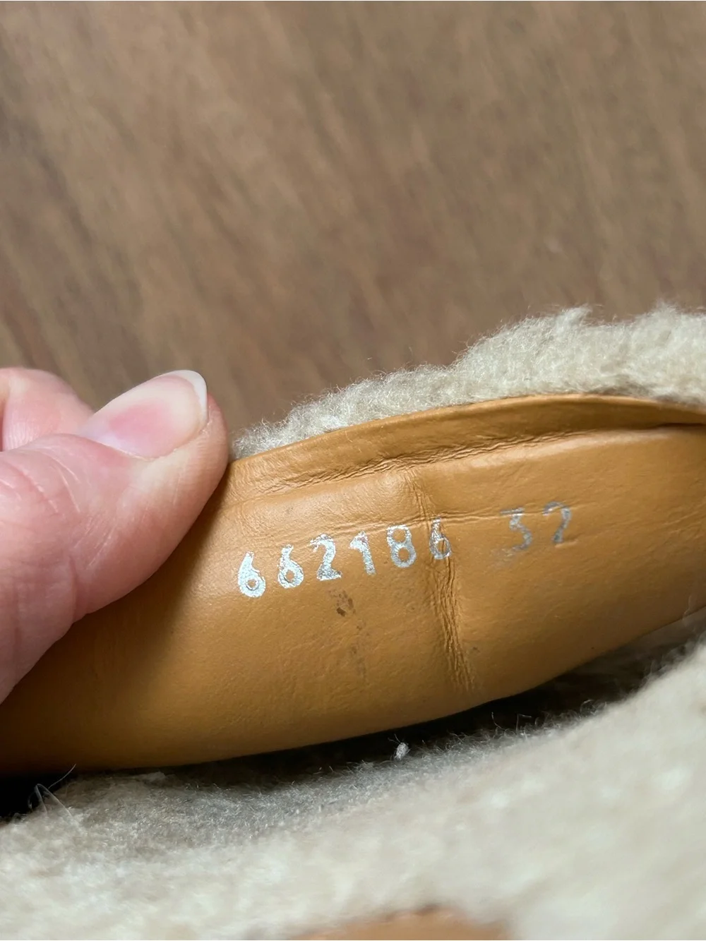 Gucci Cream Fuzzy Kids Slide Sandals with Brown Logo Accent